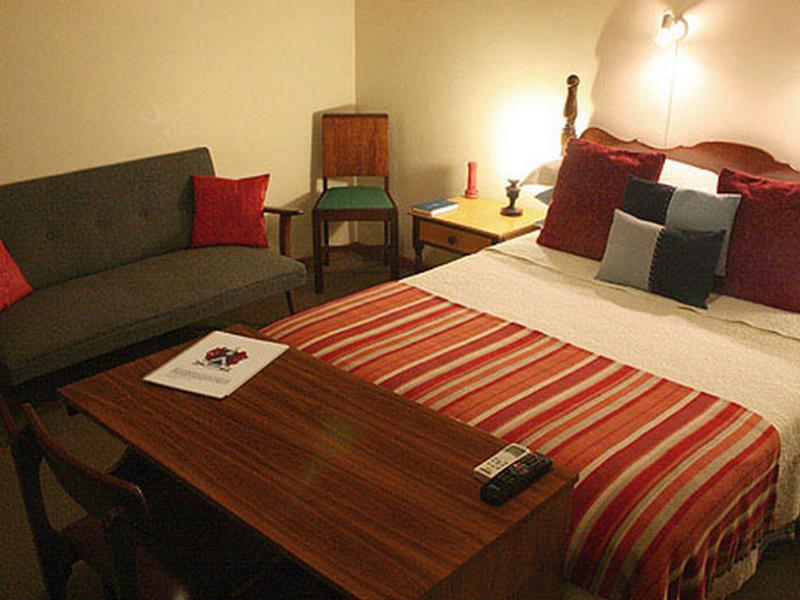Miles B&B Guest House Oudtshoorn Exteriör bild